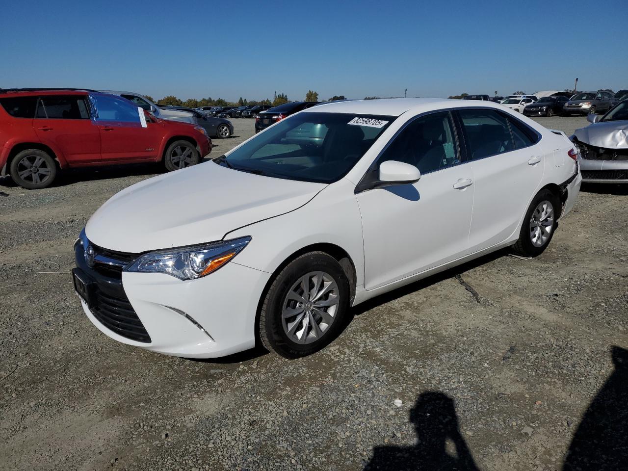 2016 TOYOTA CAMRY