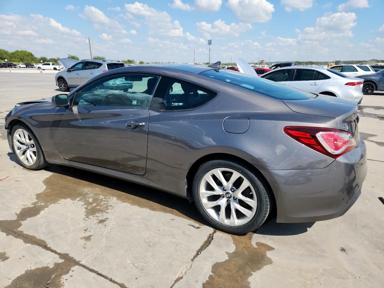 2013 HYUNDAI GENESIS