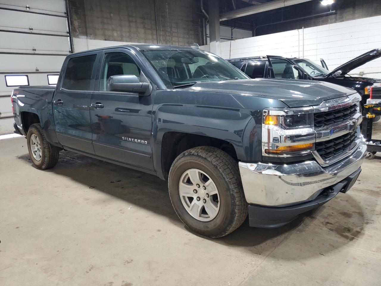 2018 CHEVROLET Silverado