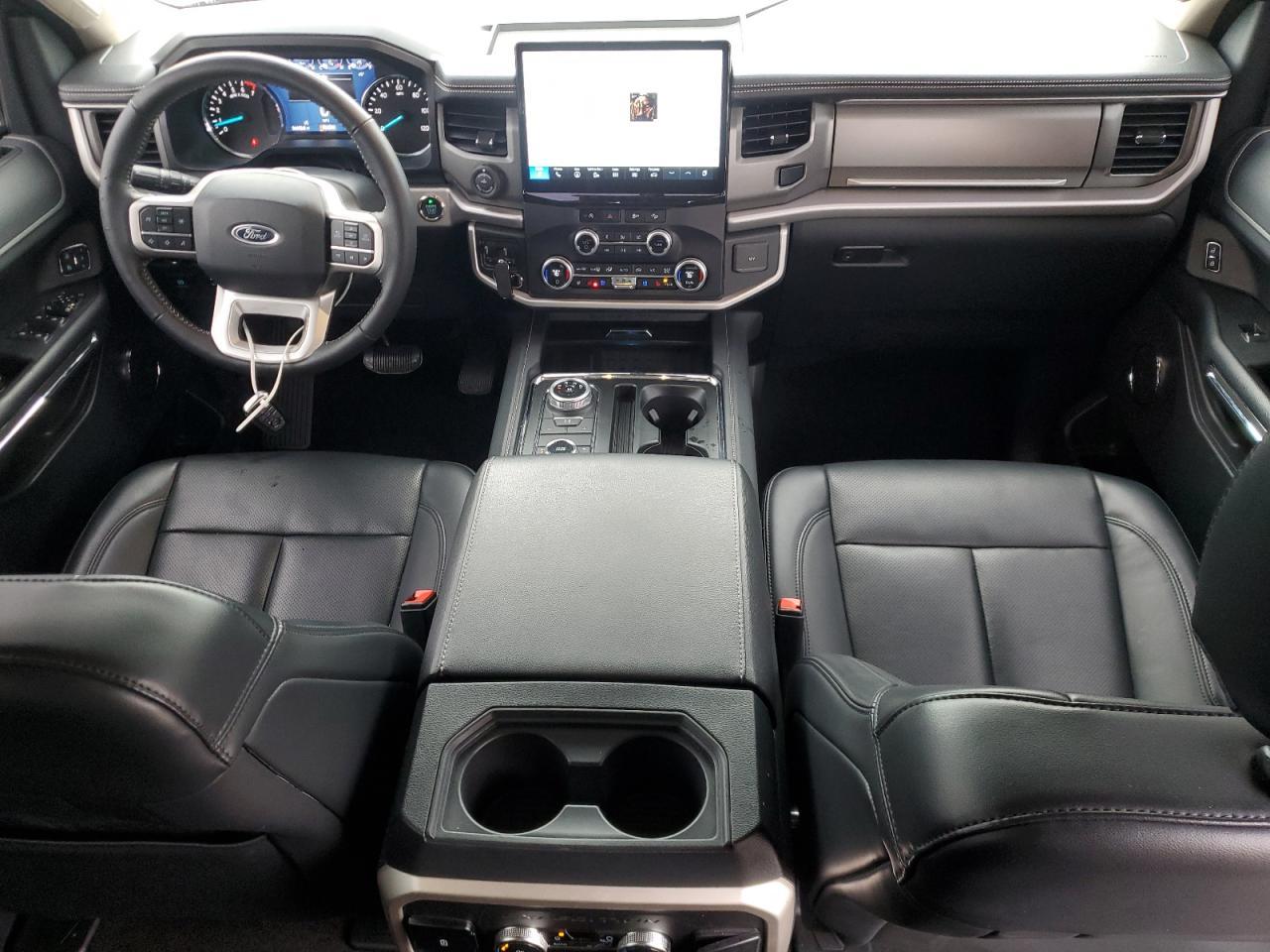 2024 FORD Expedition