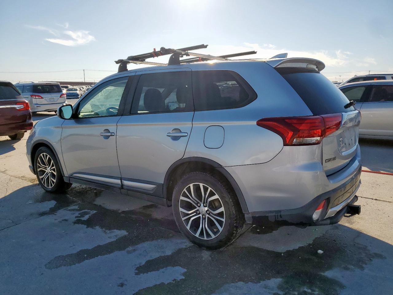 2017 MITSUBISHI outlander