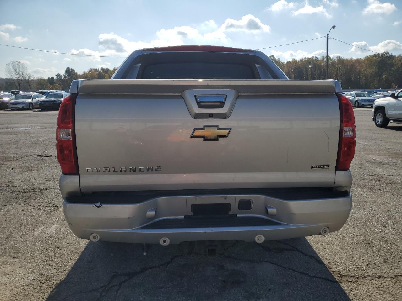 2011 CHEVROLET Avalanche