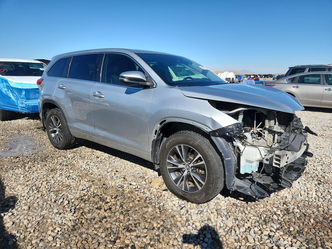 2017 TOYOTA HIGHLANDER