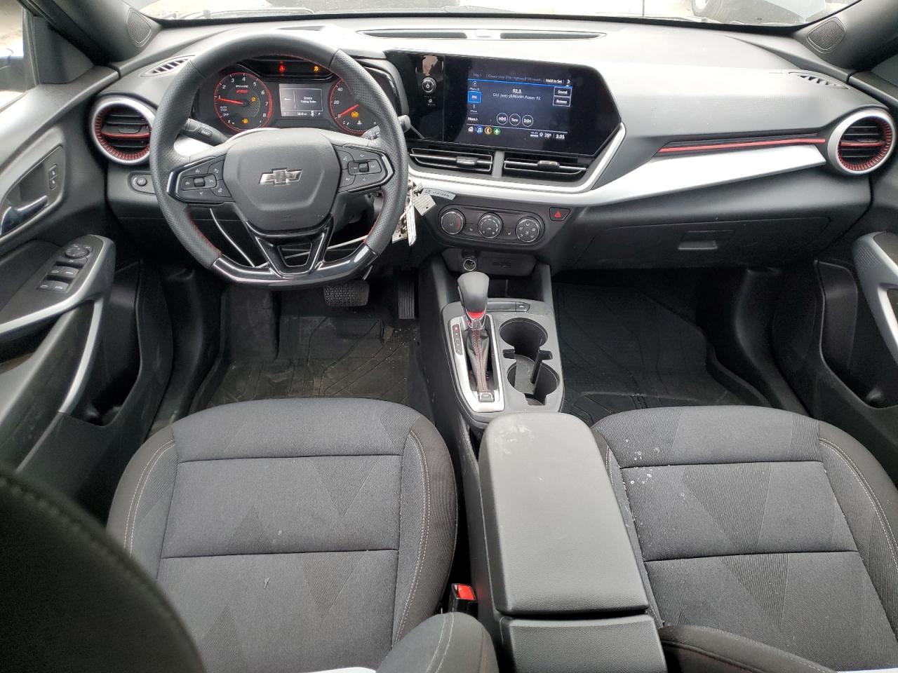 2025 CHEVROLET TRAX