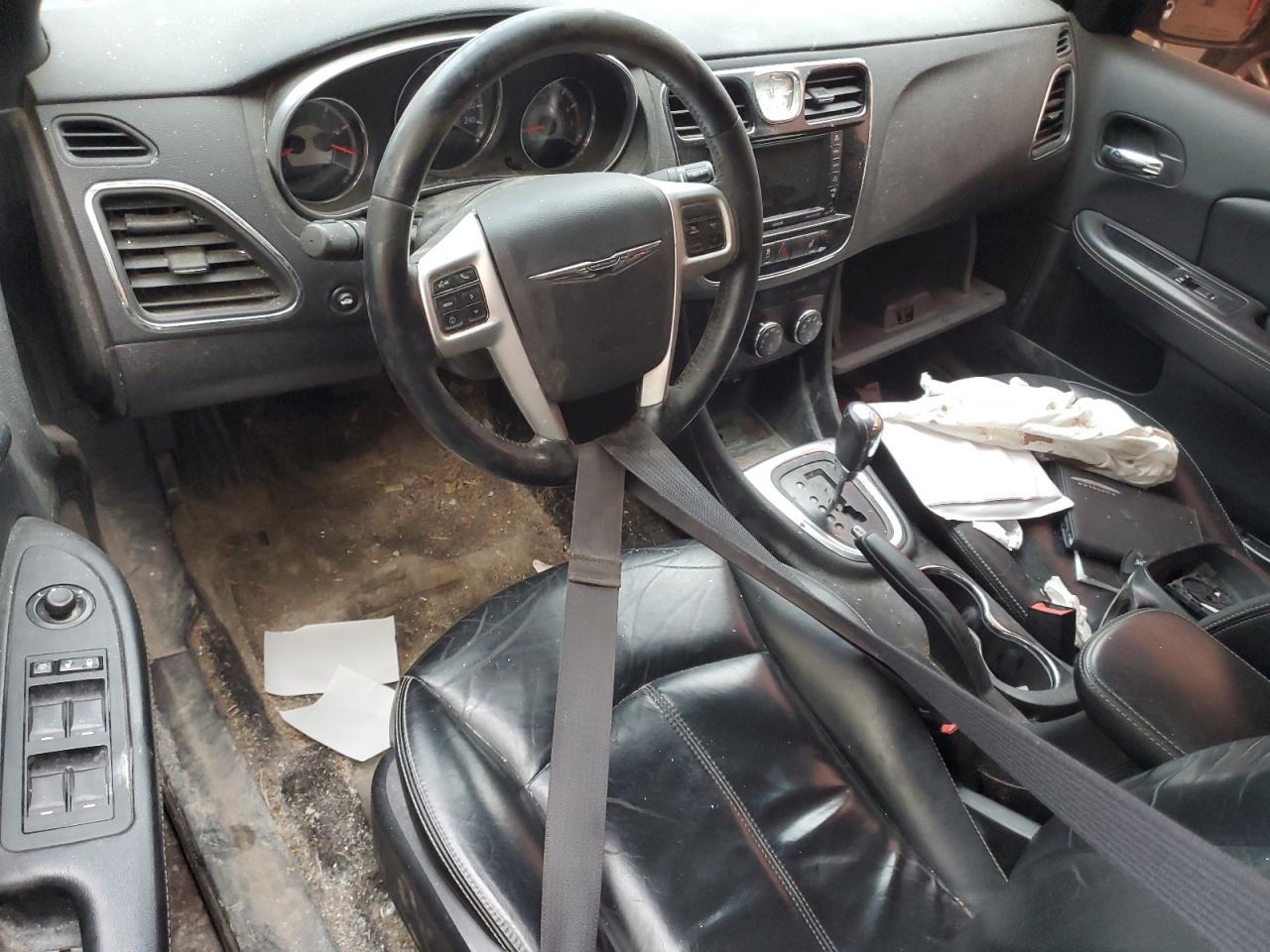 2013 CHRYSLER 200