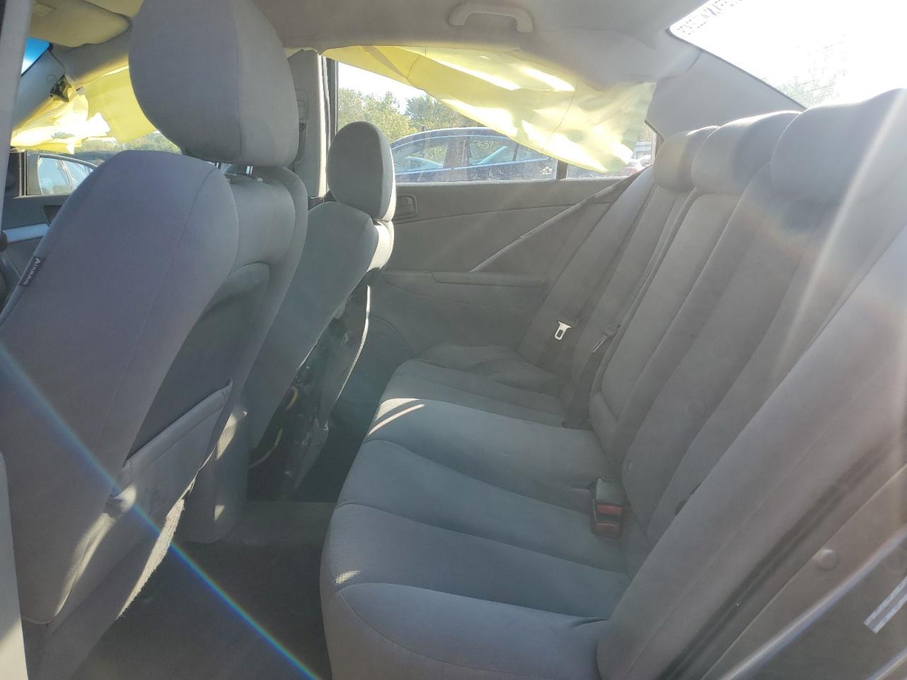 2010 HYUNDAI SONATA