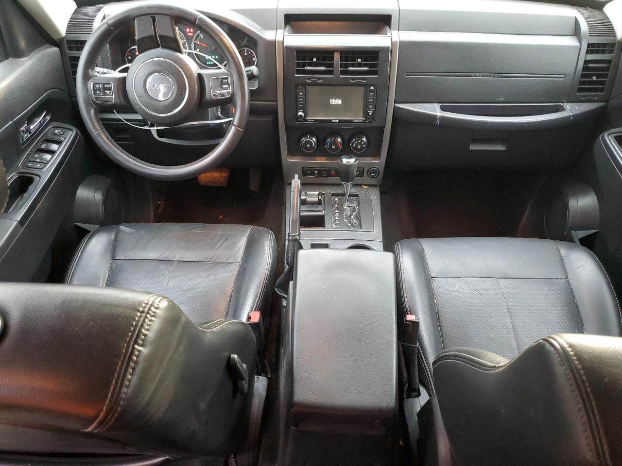 2012 JEEP Liberty