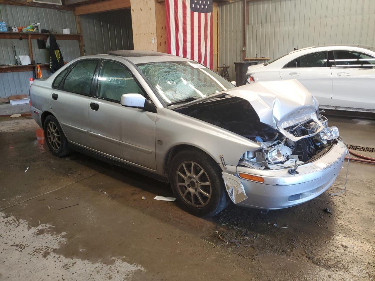 2004 VOLVO S40