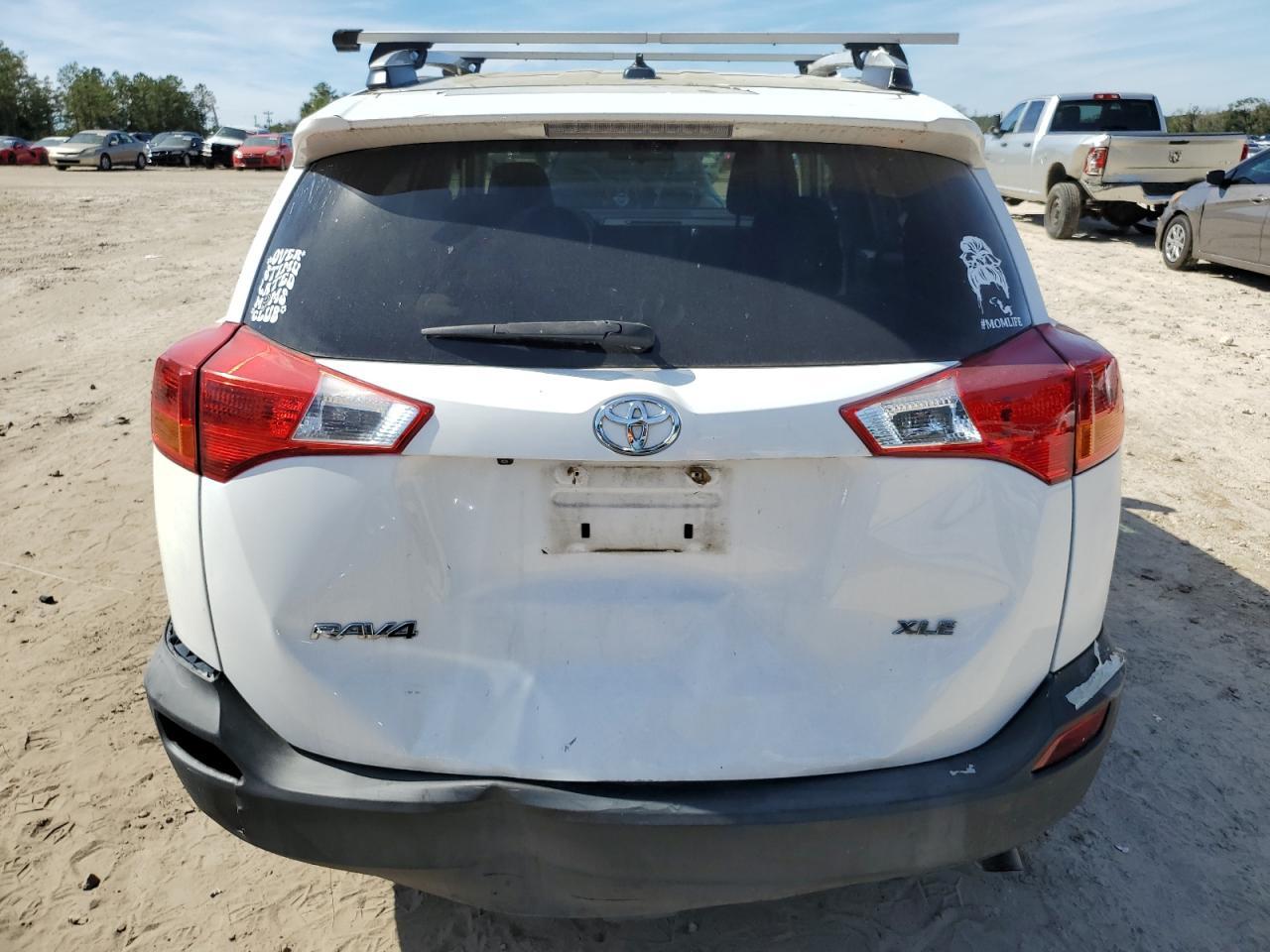 2015 TOYOTA RAV4