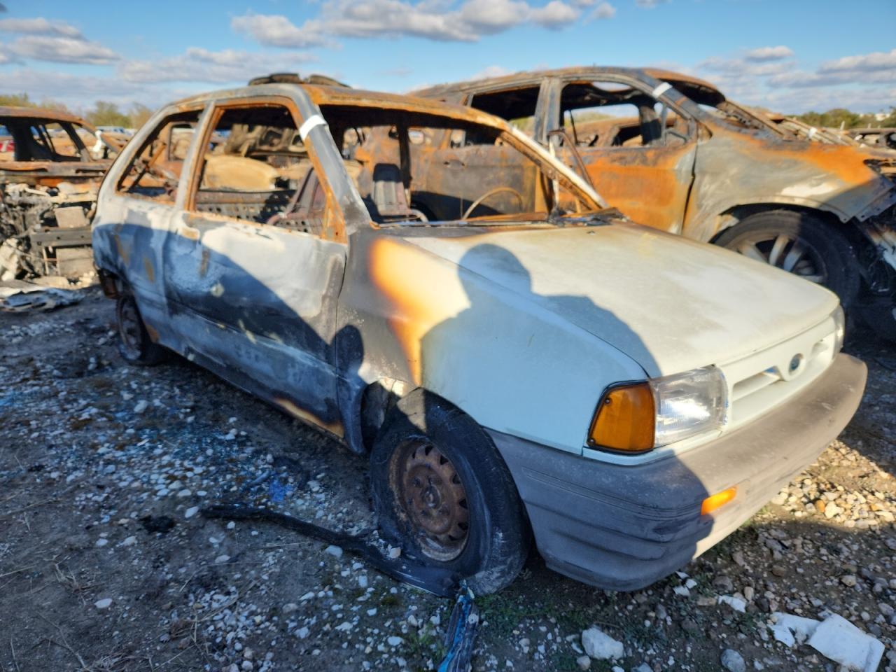 1990 FORD Festiva