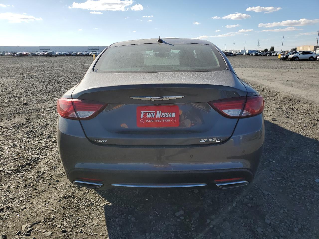 2015 CHRYSLER 200