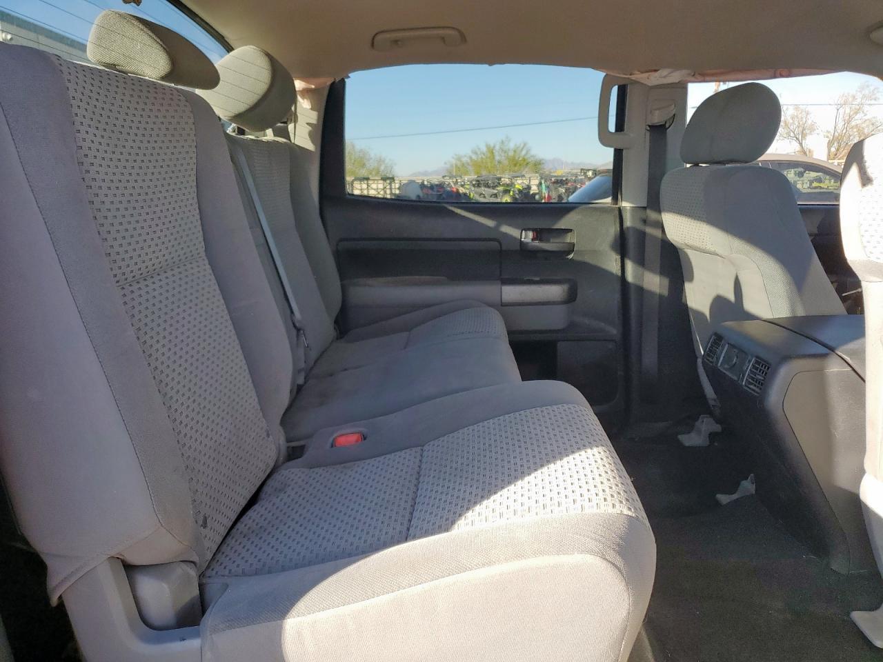 2017 TOYOTA TUNDRA