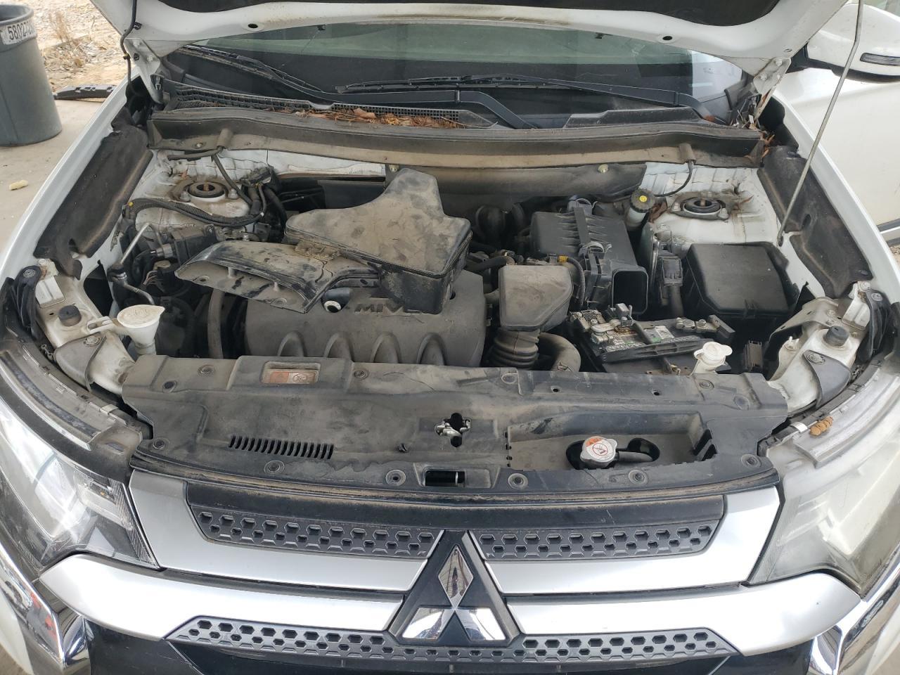 2020 MITSUBISHI outlander