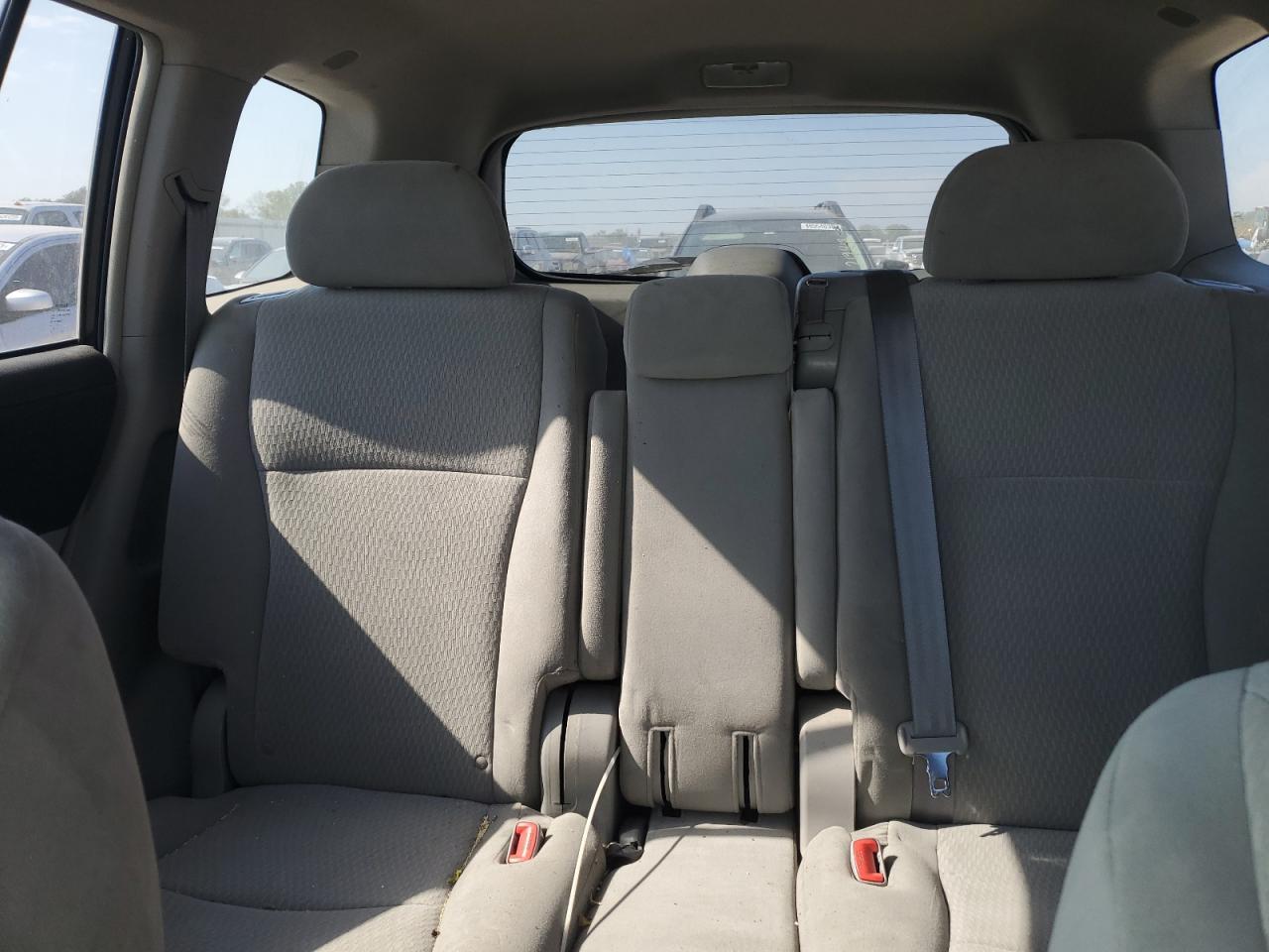 2010 TOYOTA HIGHLANDER
