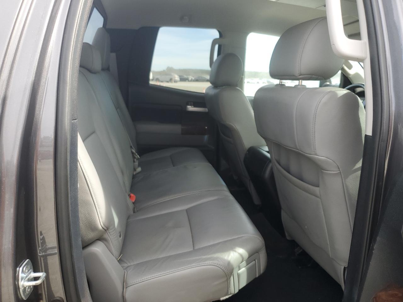 2012 TOYOTA TUNDRA
