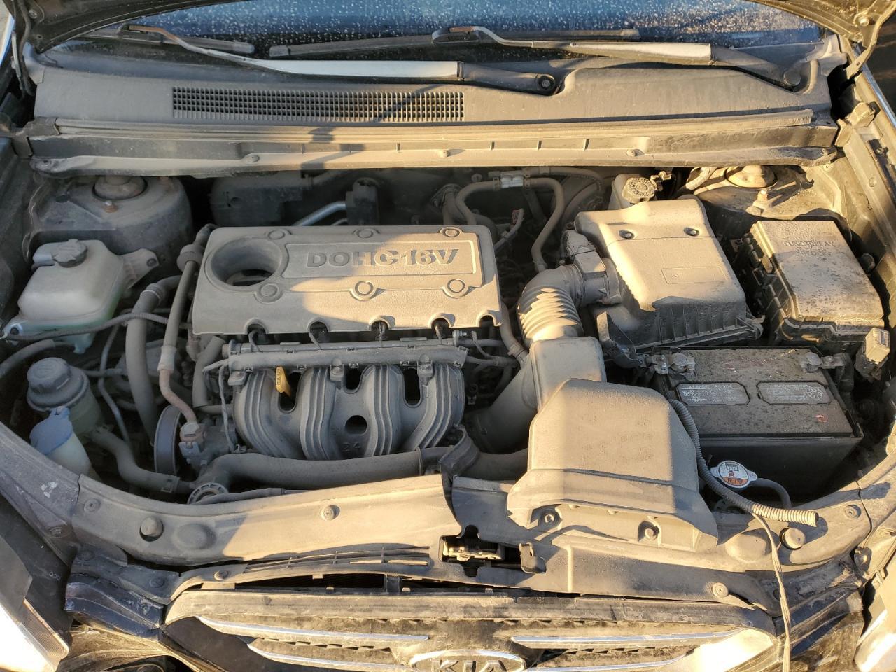 2008 KIA RONDO