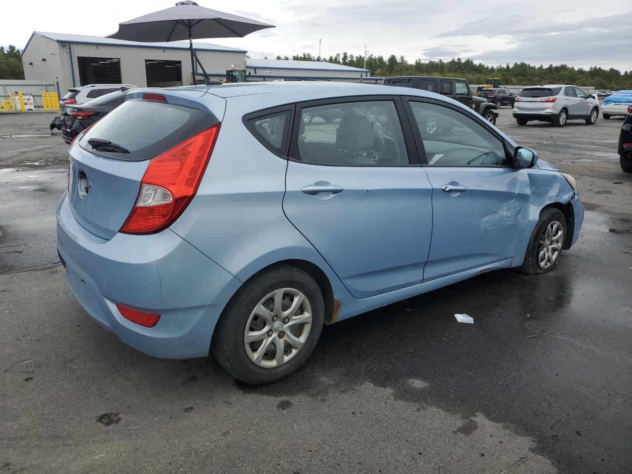 2012 HYUNDAI ACCENT