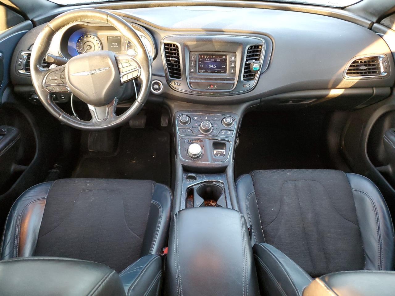 2015 CHRYSLER 200