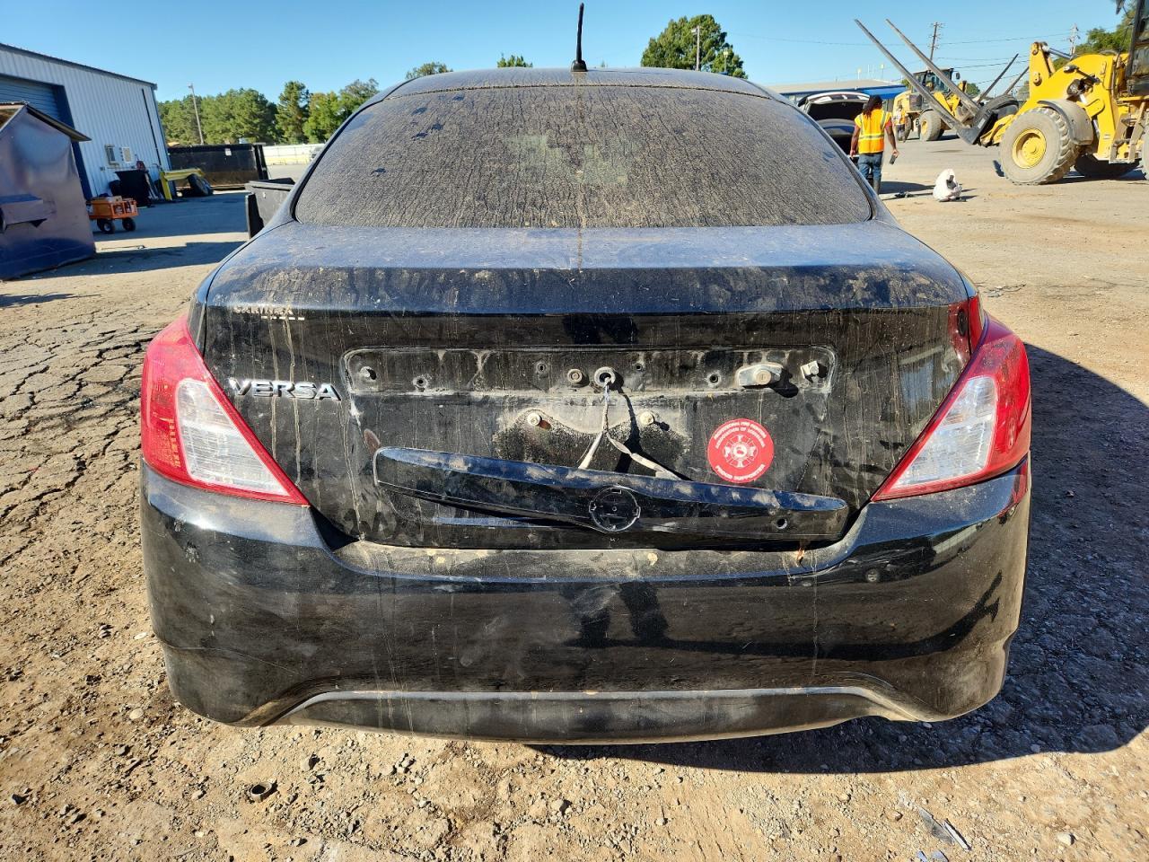 2017 NISSAN VERSA