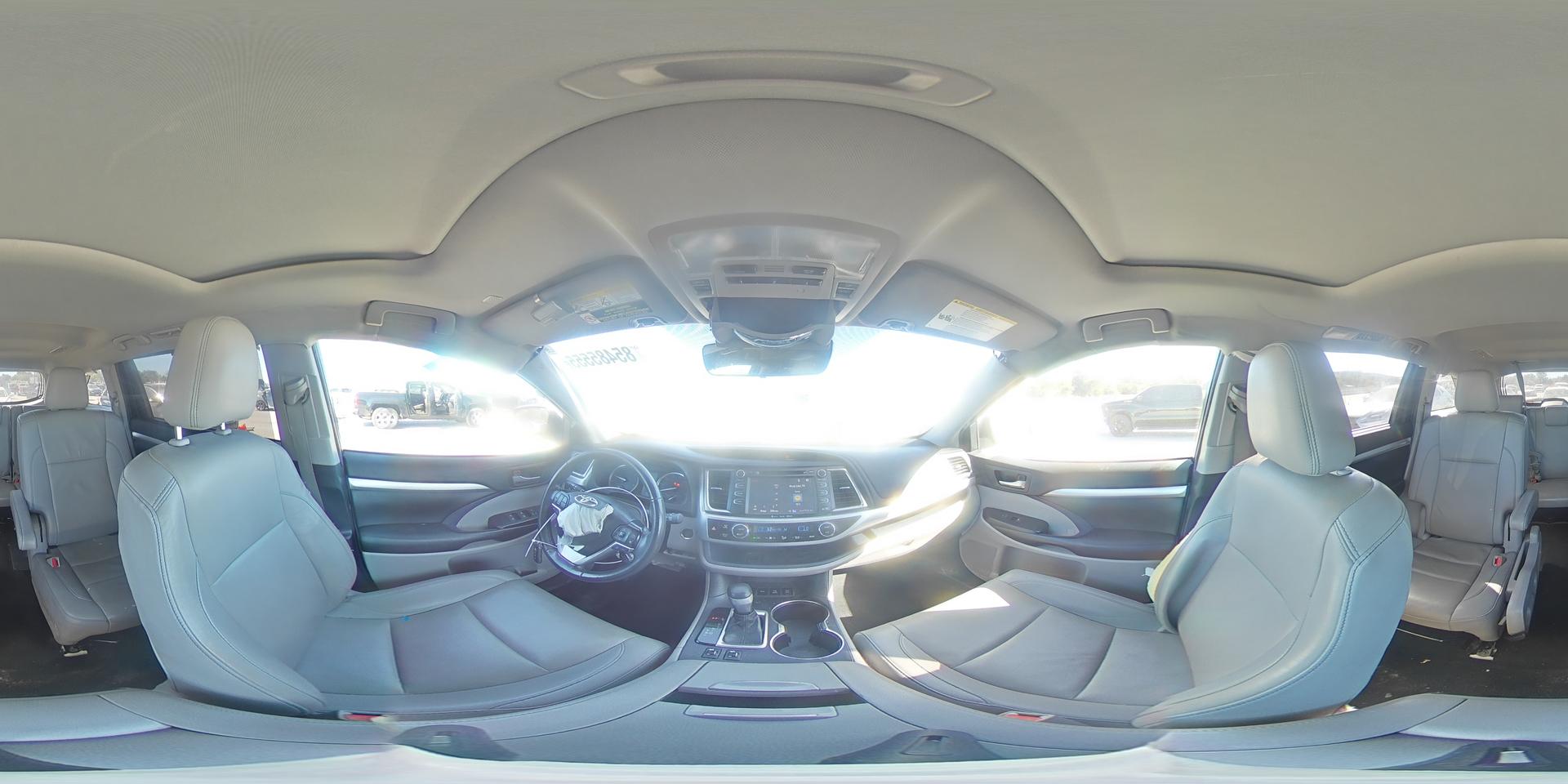 2019 TOYOTA HIGHLANDER