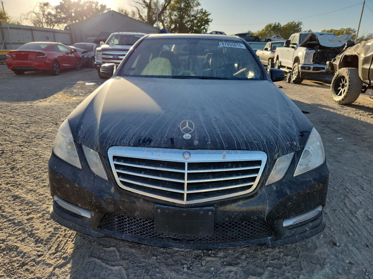 2013 MERCEDES-BENZ E-Class