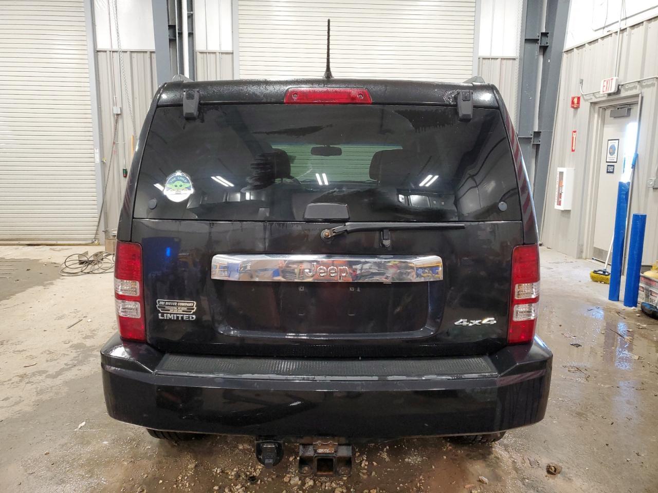 2012 JEEP Liberty
