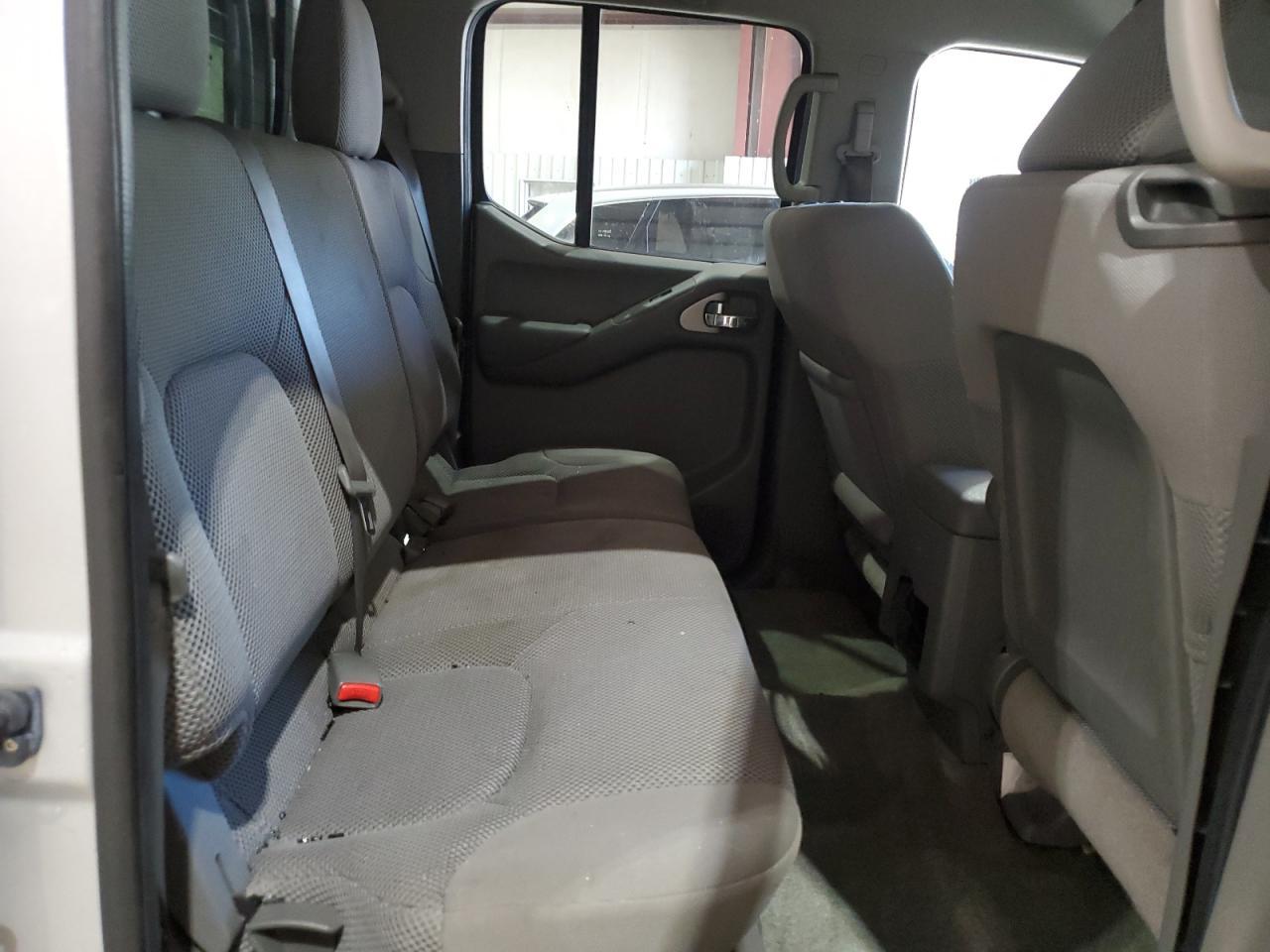 2013 NISSAN Frontier