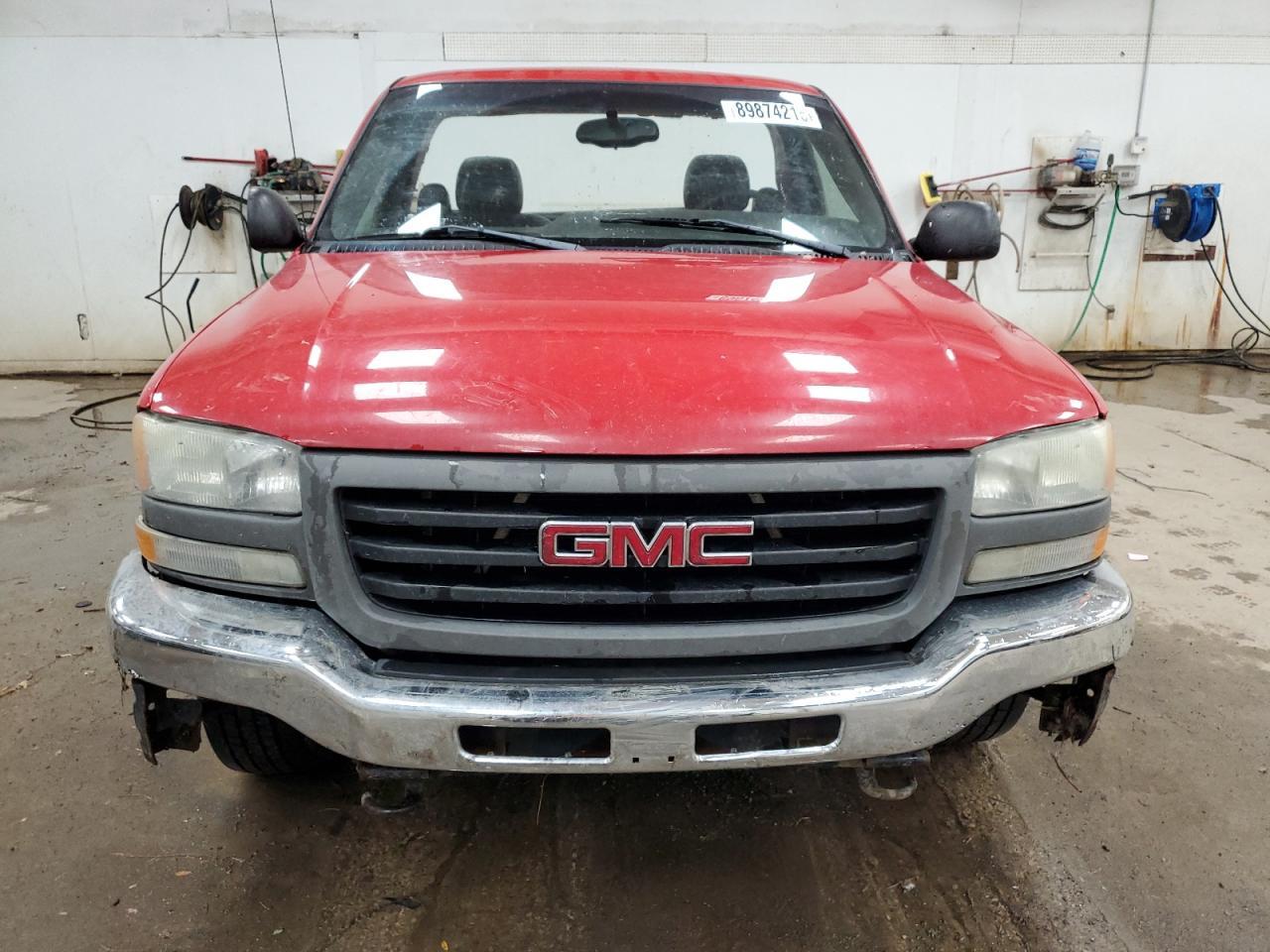2004 GMC Sierra