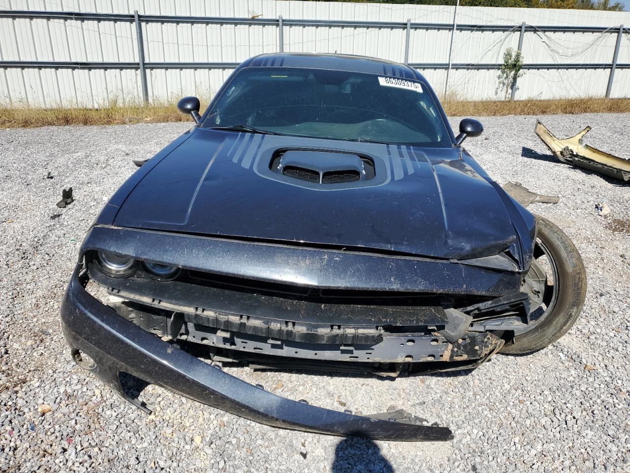 2017 DODGE Challenger