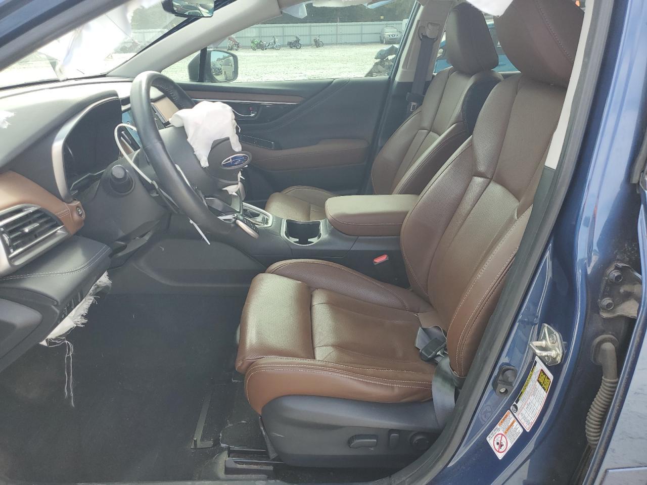 2020 SUBARU Outback