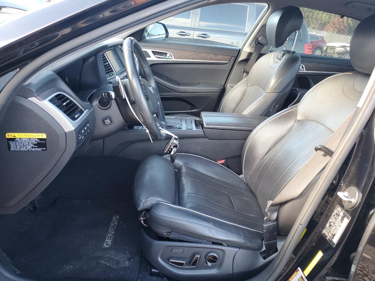 2015 HYUNDAI GENESIS