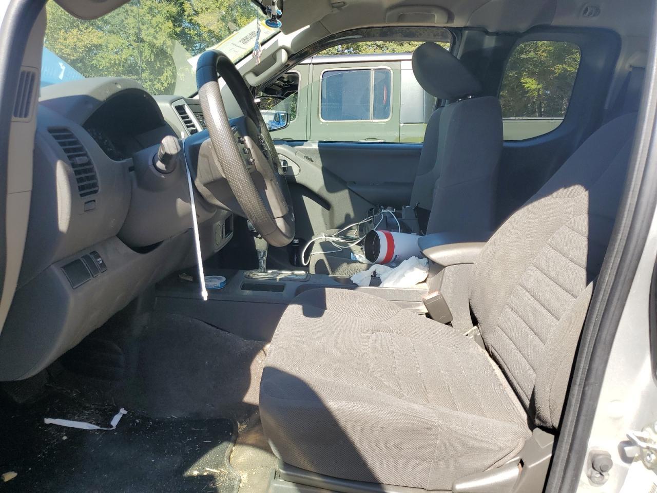 2017 NISSAN Frontier