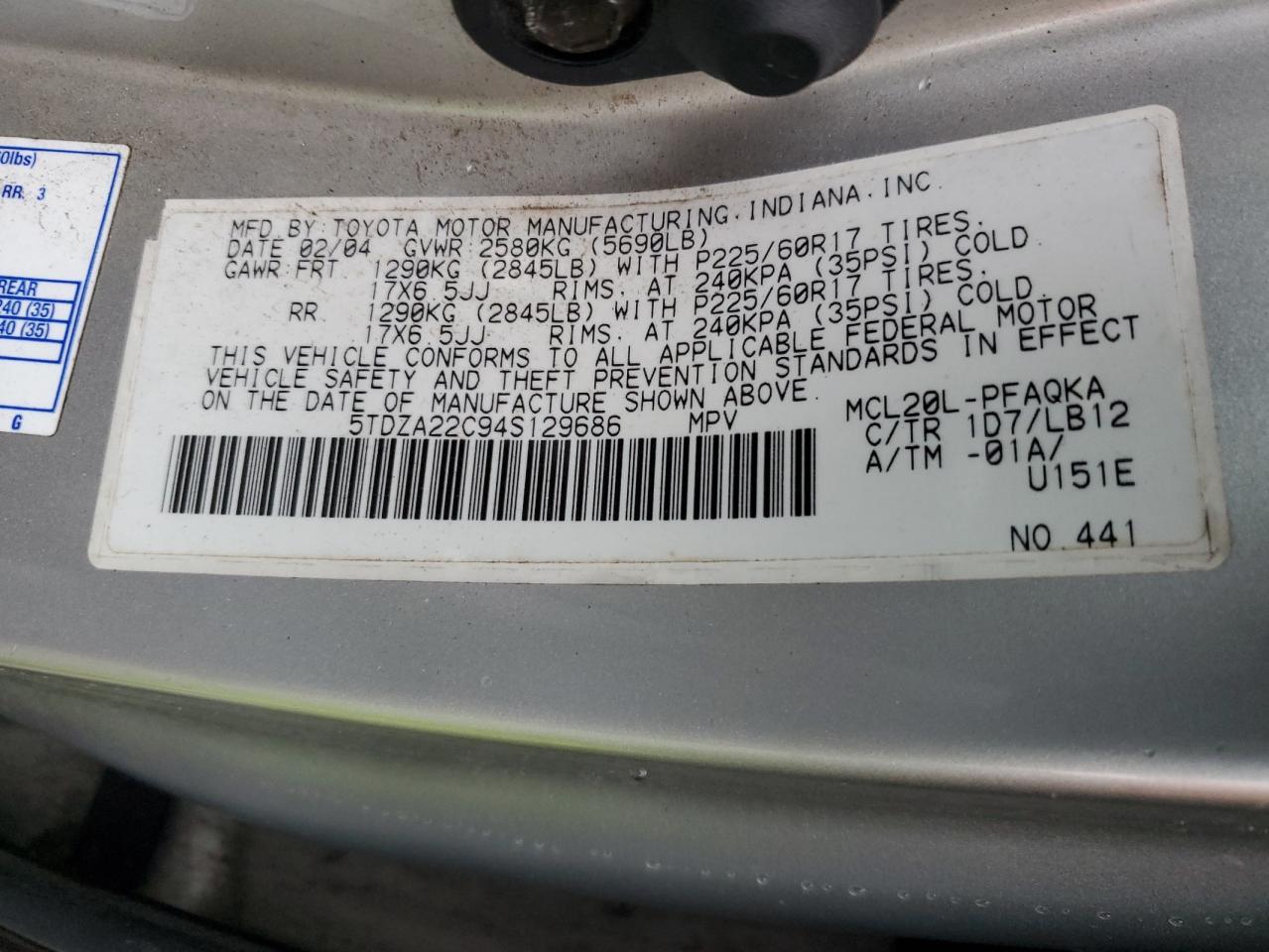 2004 TOYOTA SIENNA