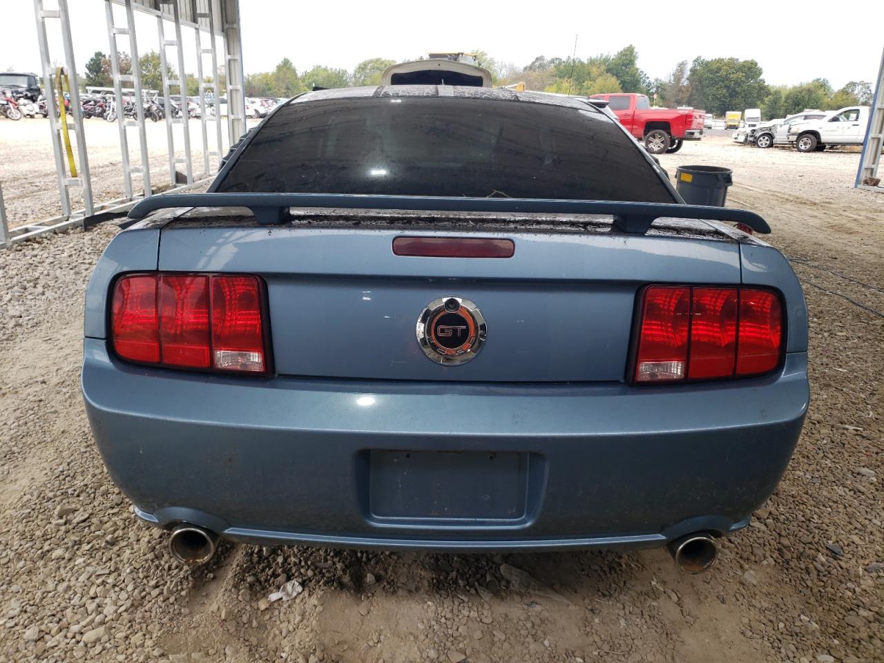 2005 FORD MUSTANG