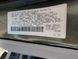 2004 TOYOTA Sequoia