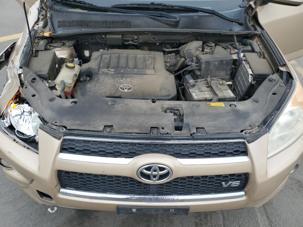 2012 TOYOTA RAV4
