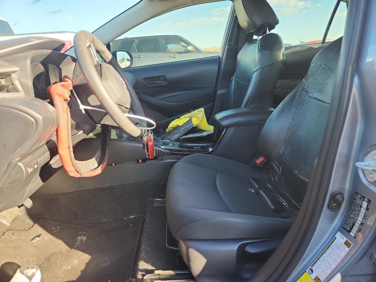 2022 TOYOTA COROLLA
