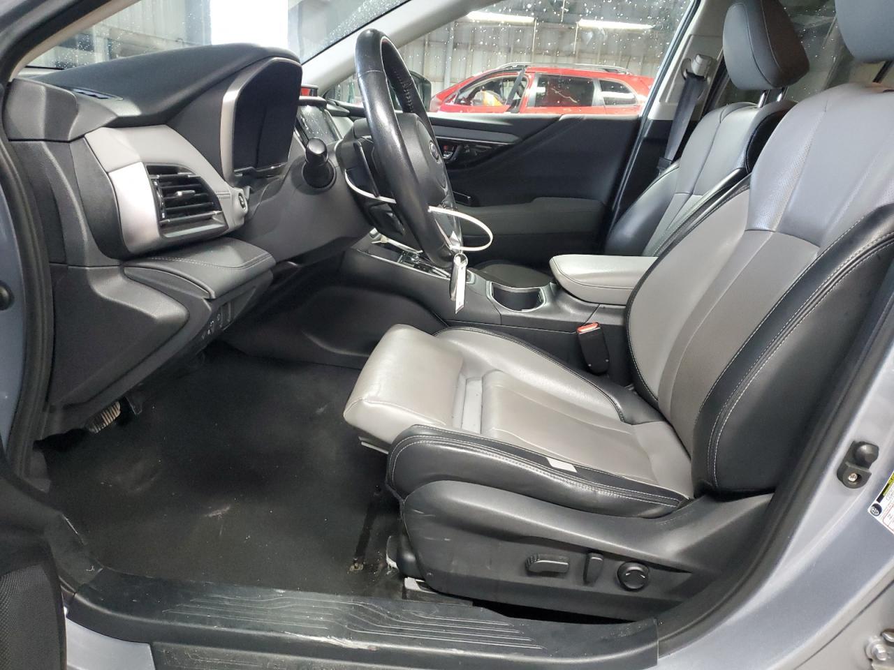 2021 SUBARU Outback