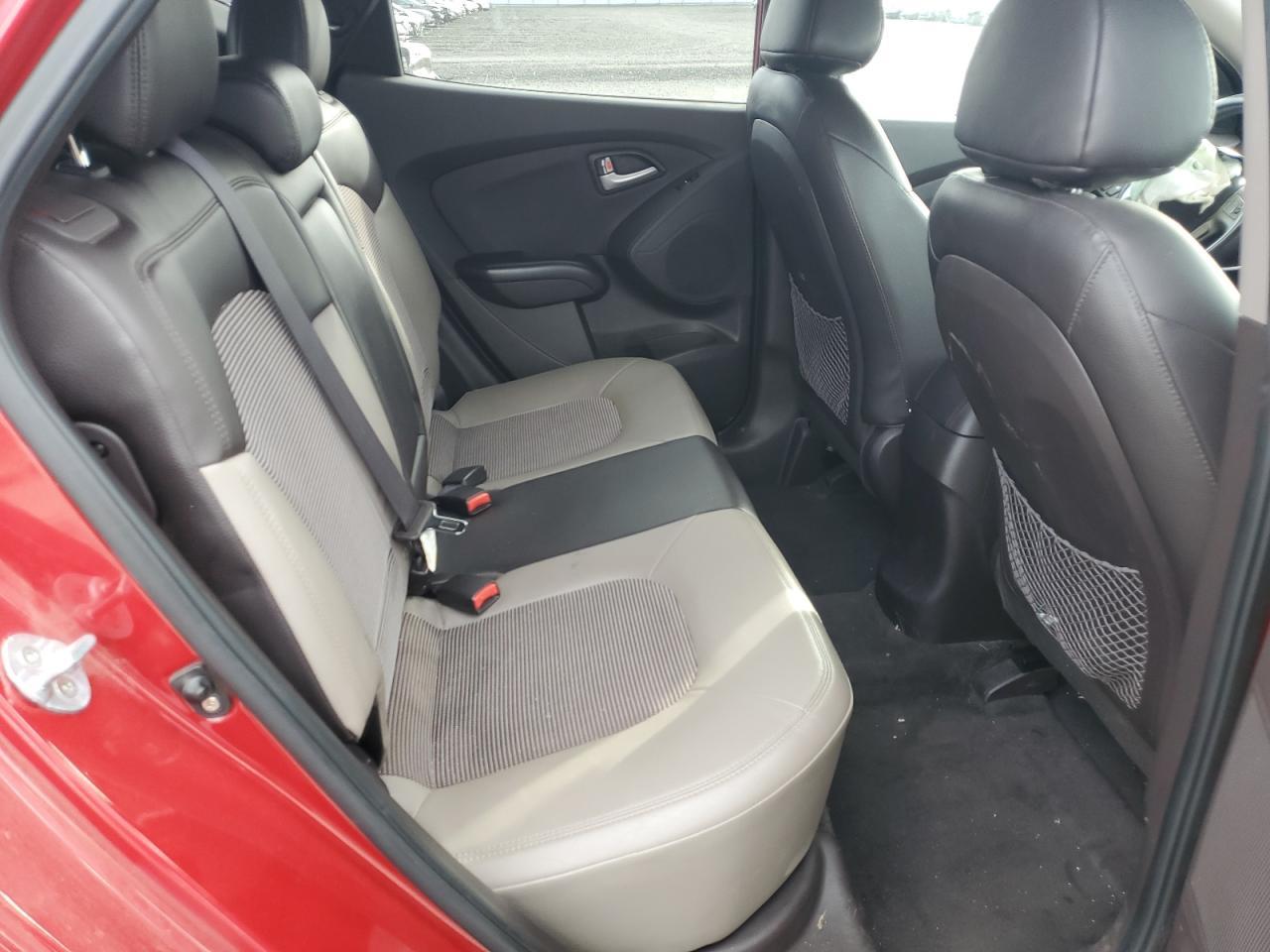 2012 HYUNDAI TUCSON