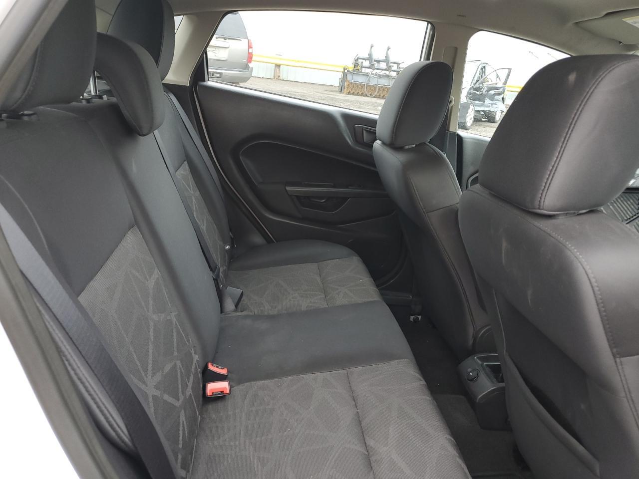 2012 FORD Fiesta