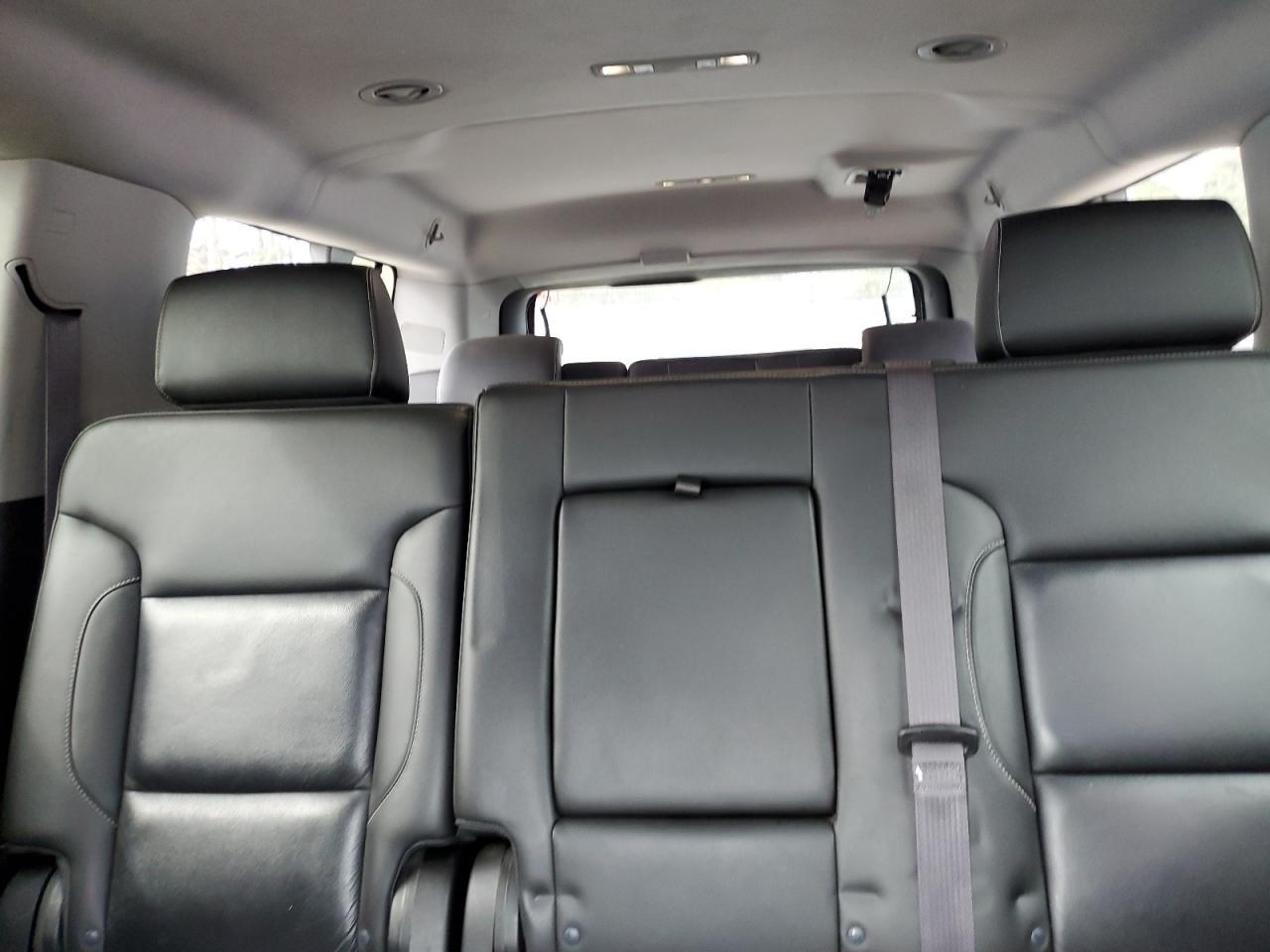 2015 CHEVROLET Suburban