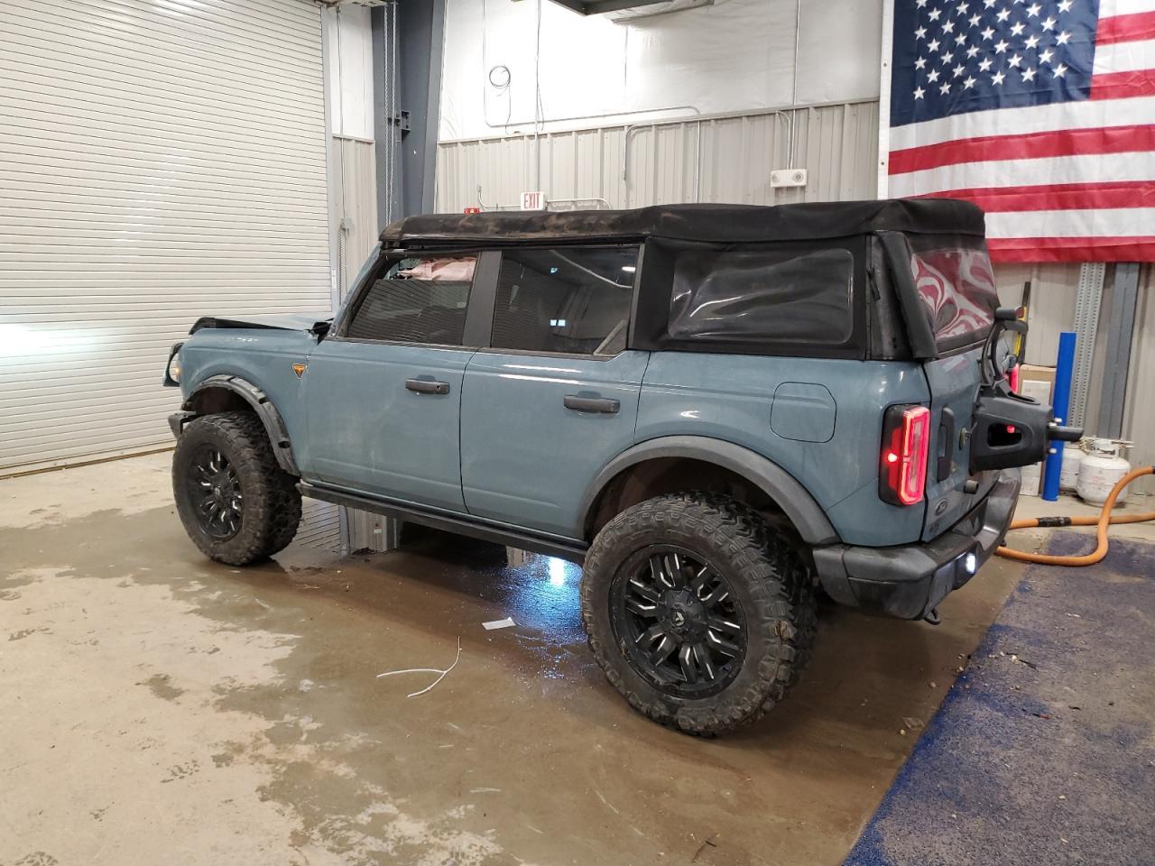 2021 FORD Bronco