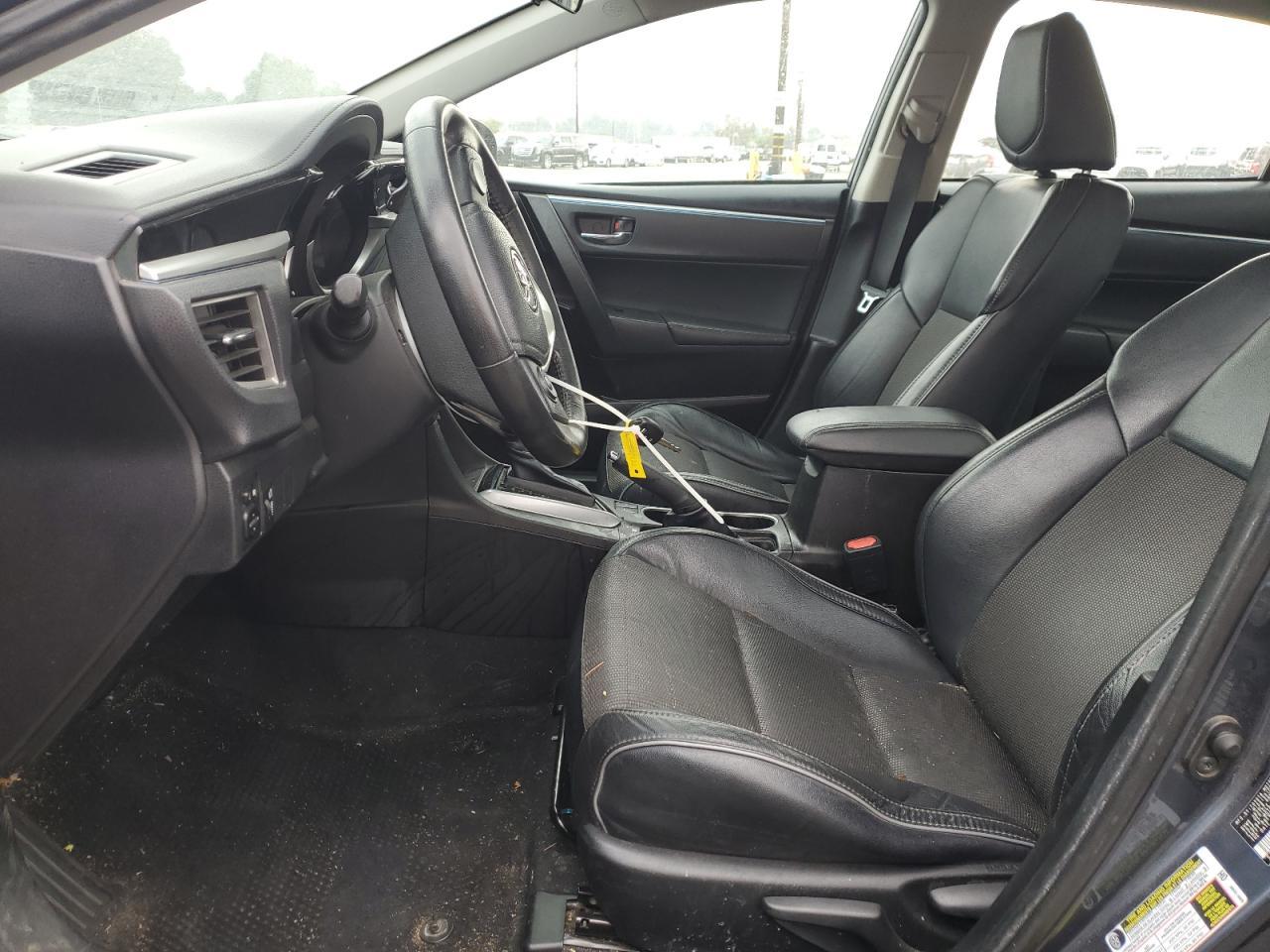 2015 TOYOTA COROLLA