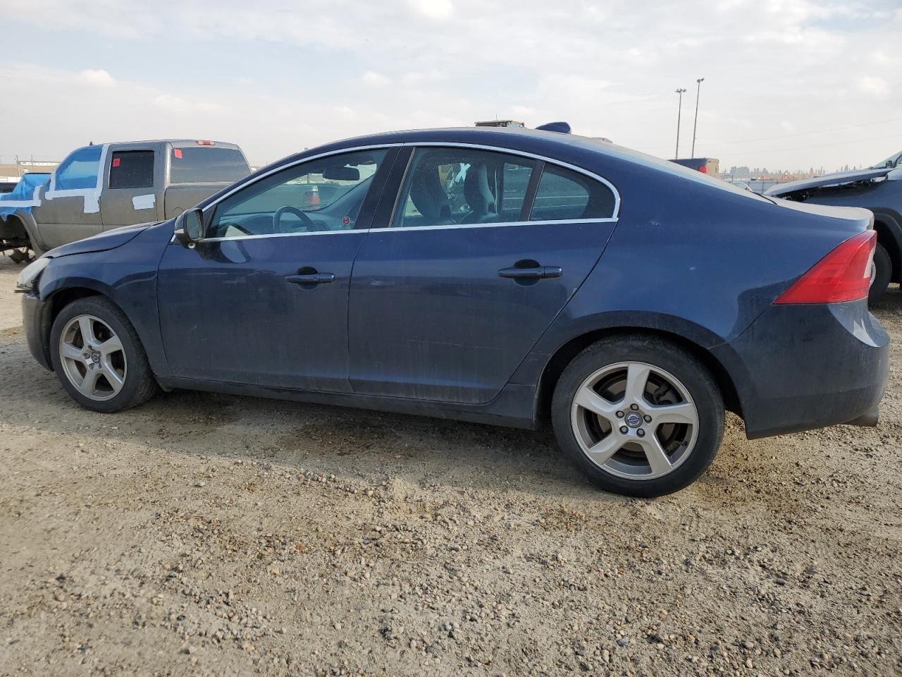 2013 VOLVO S60