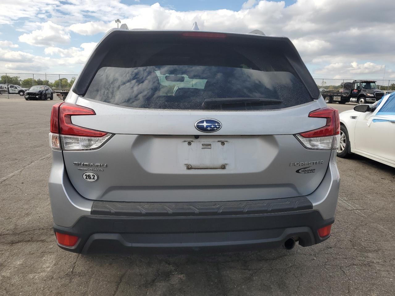 2019 SUBARU FORESTER