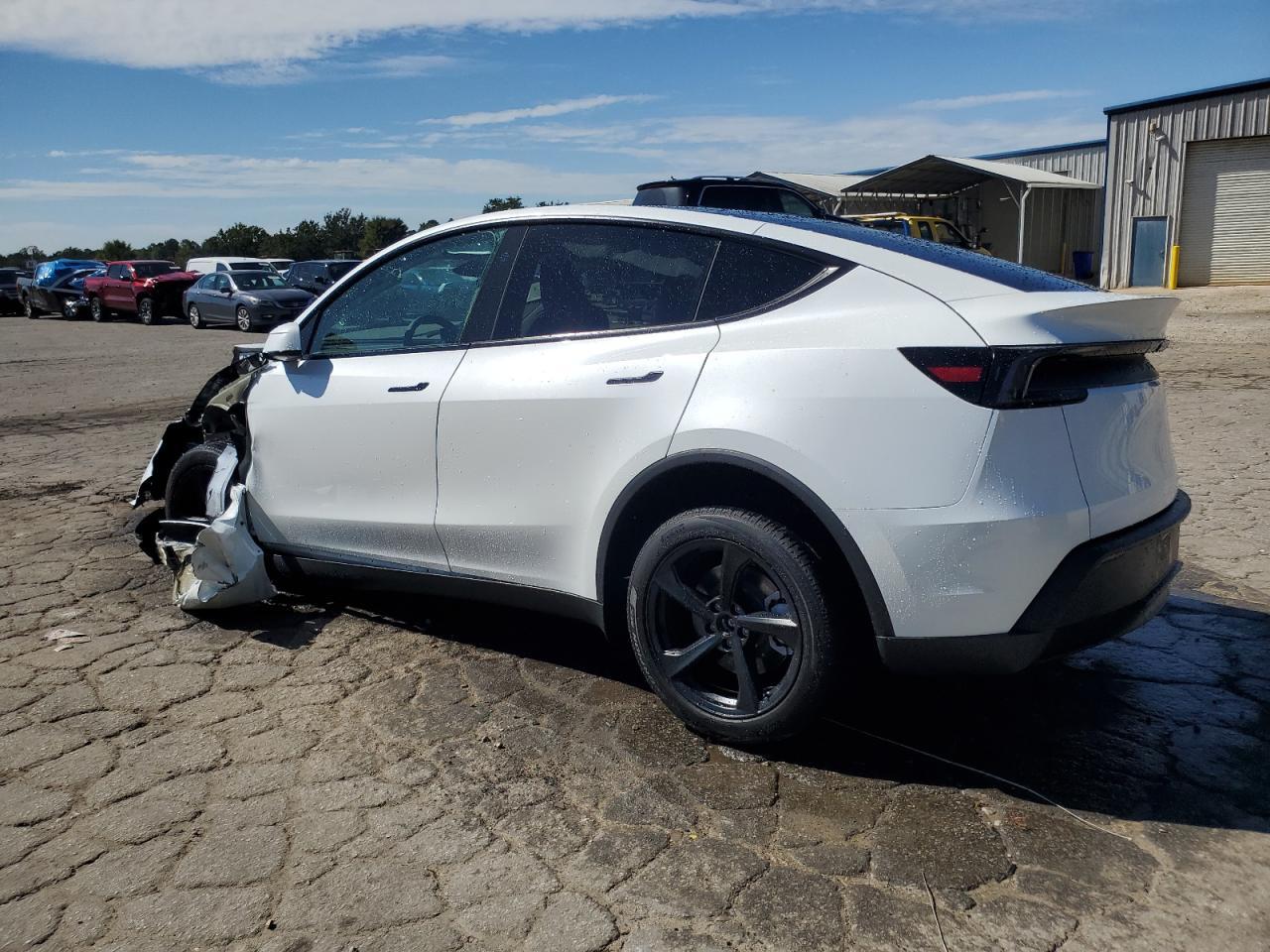 2026 TESLA MODEL Y