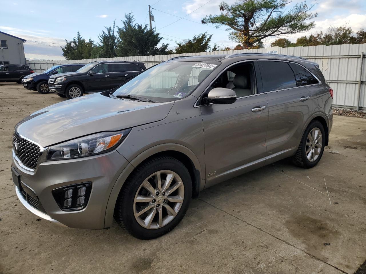 2016 KIA SORENTO