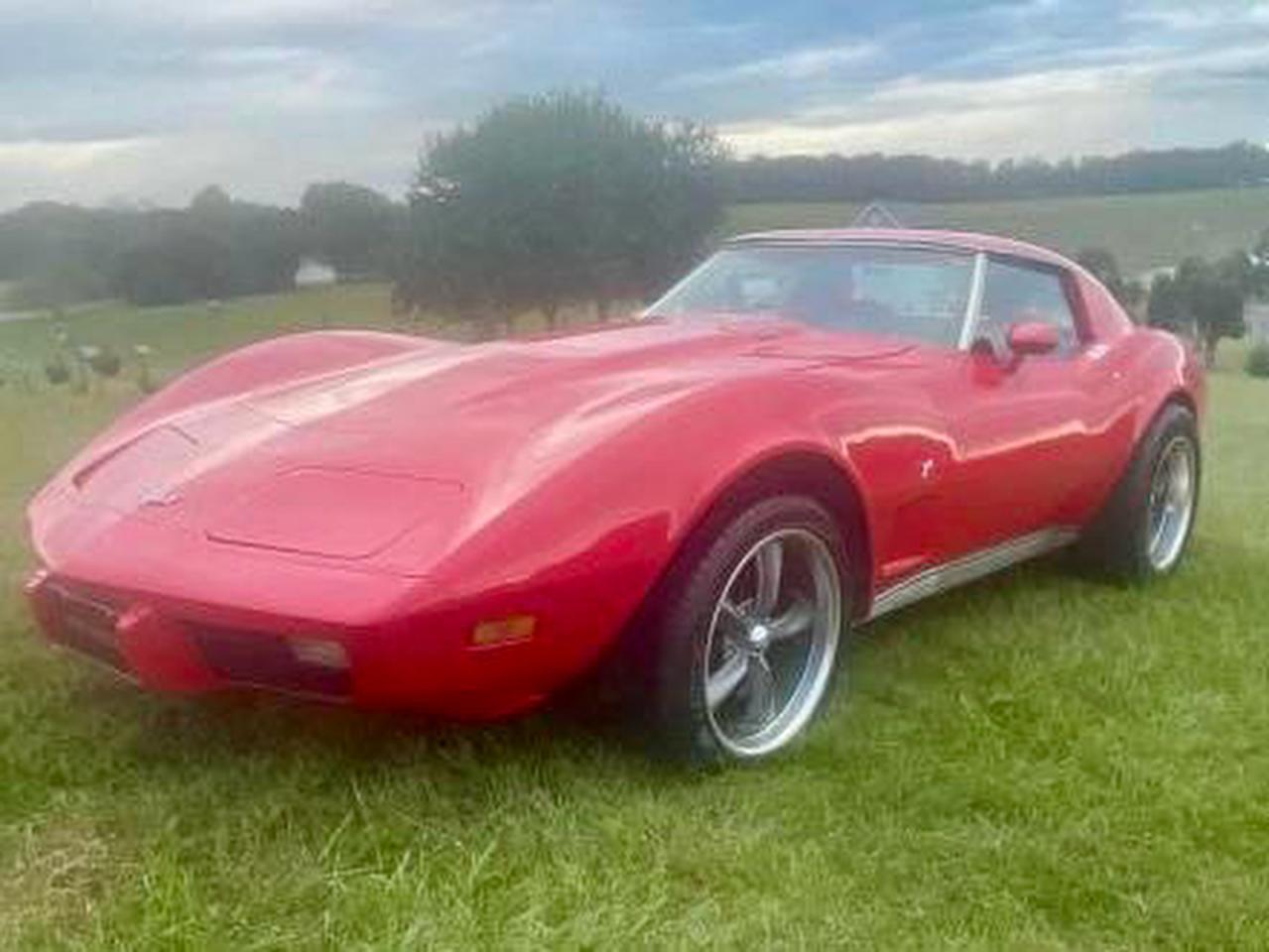 1977 CHEVROLET CORVETTE