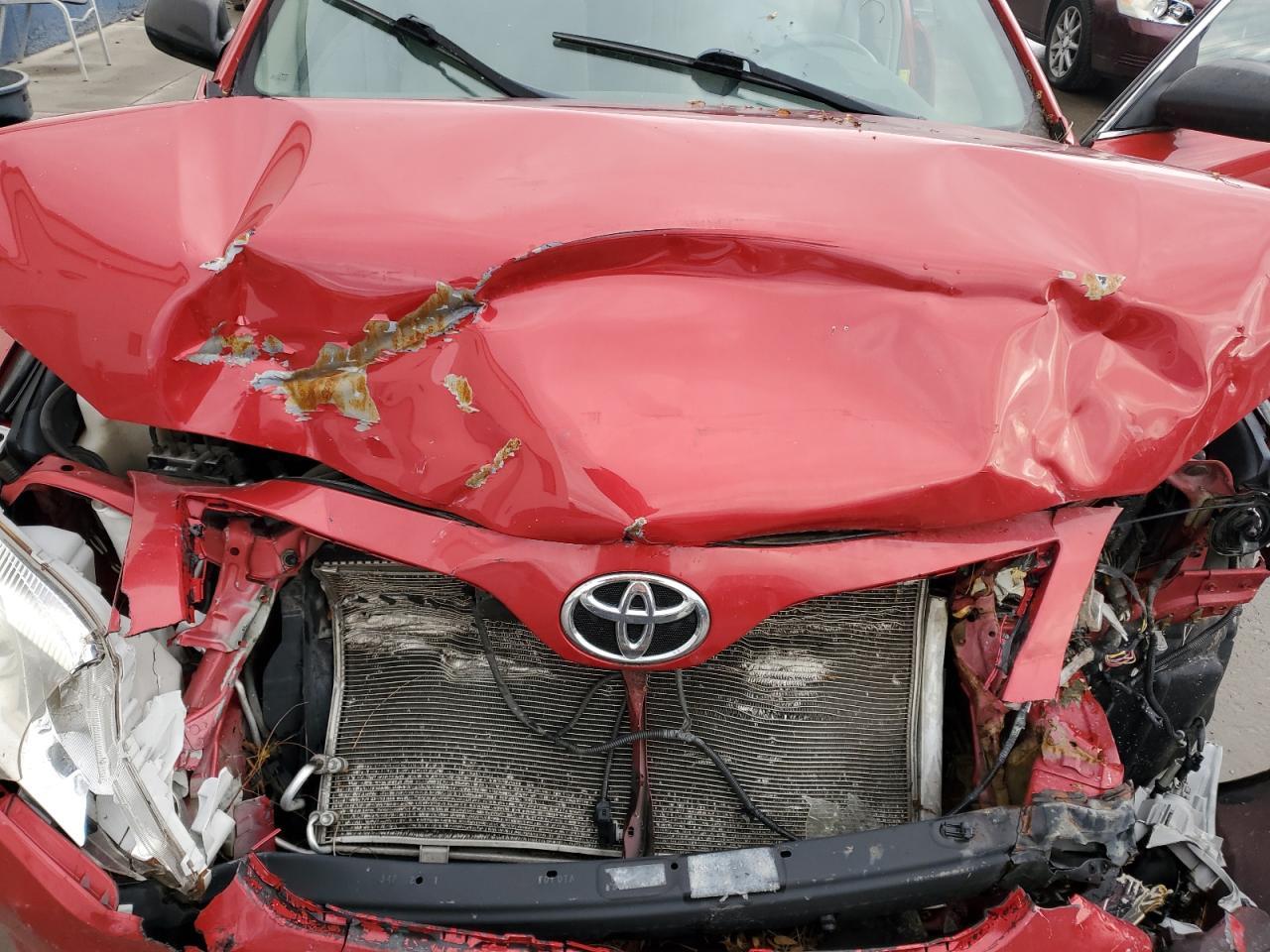 2011 TOYOTA CAMRY