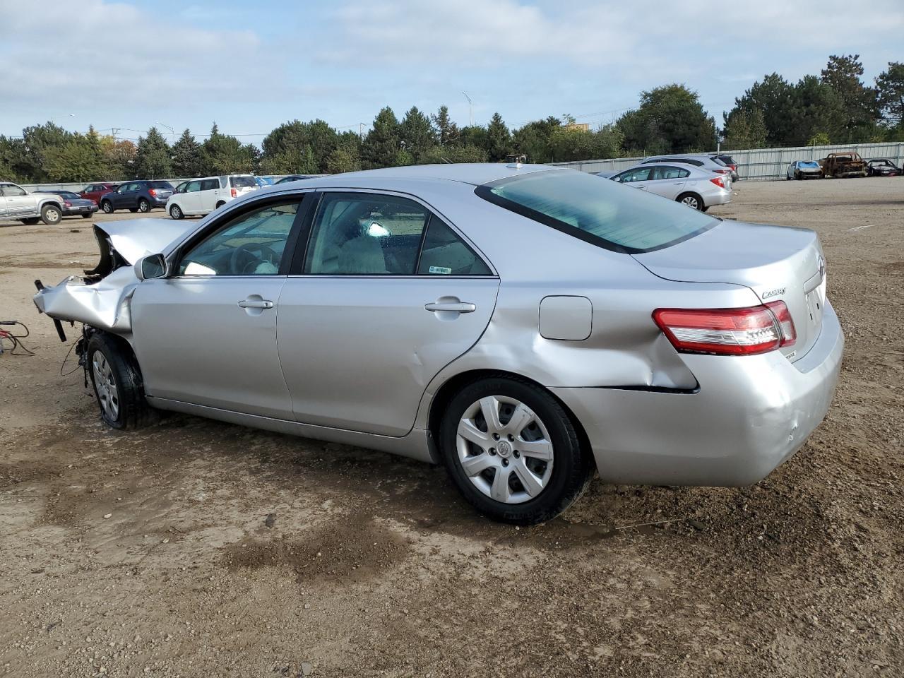 2011 TOYOTA CAMRY